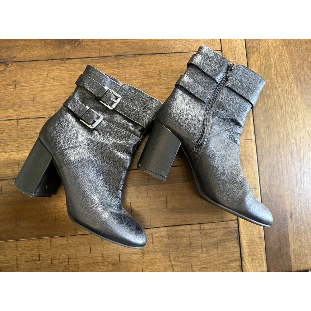 9 West NoGettuff  Ankle Boot‎ Size 7 Med. Leather Zip